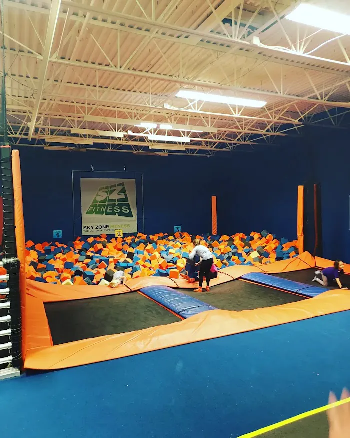 Sky Zone Trampoline Park 4