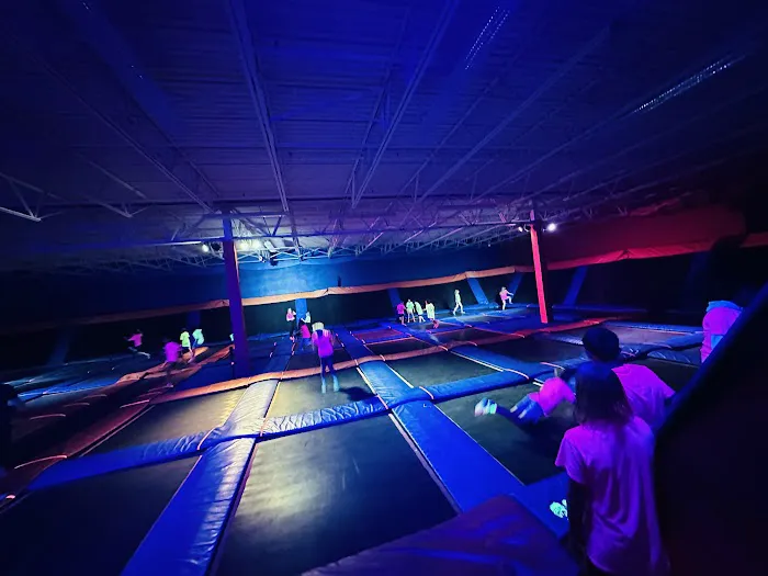 Sky Zone Trampoline Park 6