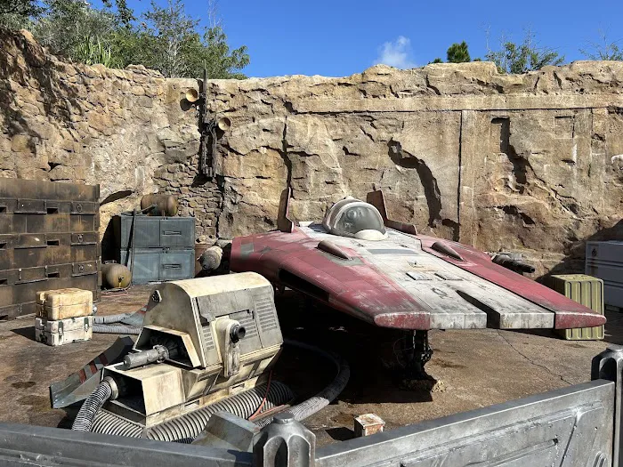 Star Wars: Galaxy's Edge 4