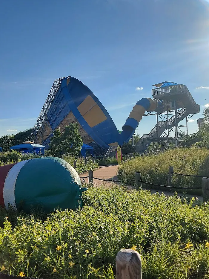 Hurricane Harbor Chicago 6