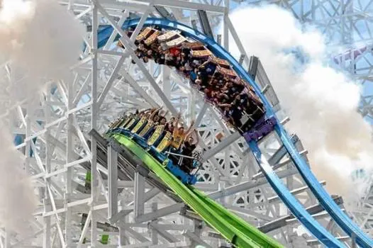 Twisted Colossus six flags 2