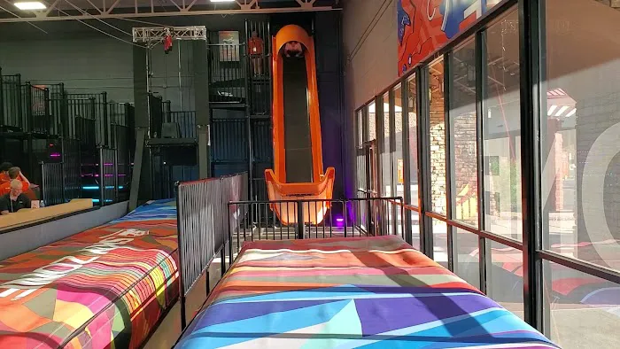 Sky Zone Trampoline Park 4