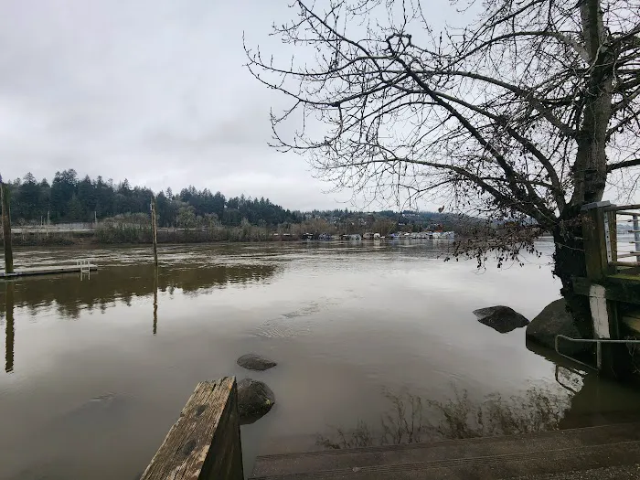 Sellwood Riverfront Park 8