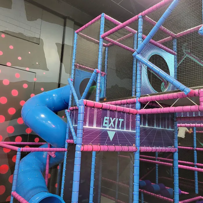 Sky Zone Trampoline Park 8