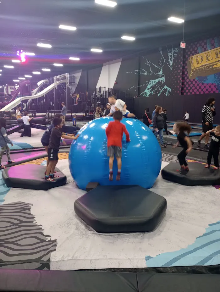 Sky Zone Trampoline Park 5