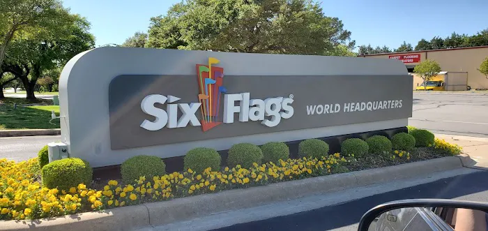 Six Flags 3