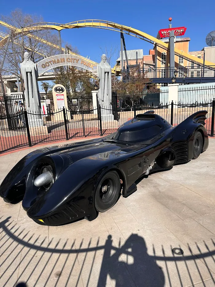 Batman: The Ride 8