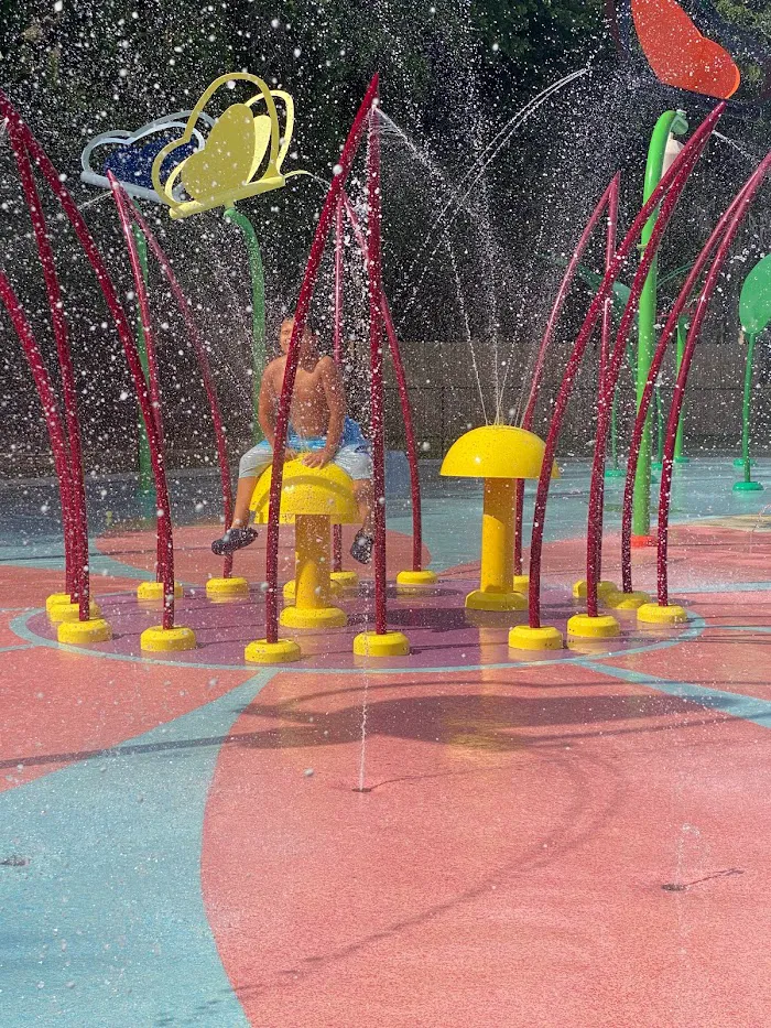 Kids Splash Park 7