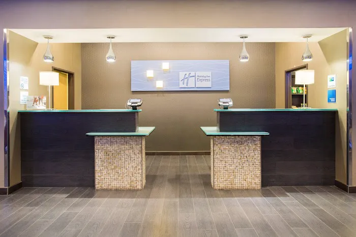 Holiday Inn Express & Suites Amarillo West, an IHG Hotel 1