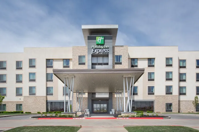 Holiday Inn Express & Suites Amarillo West, an IHG Hotel 7