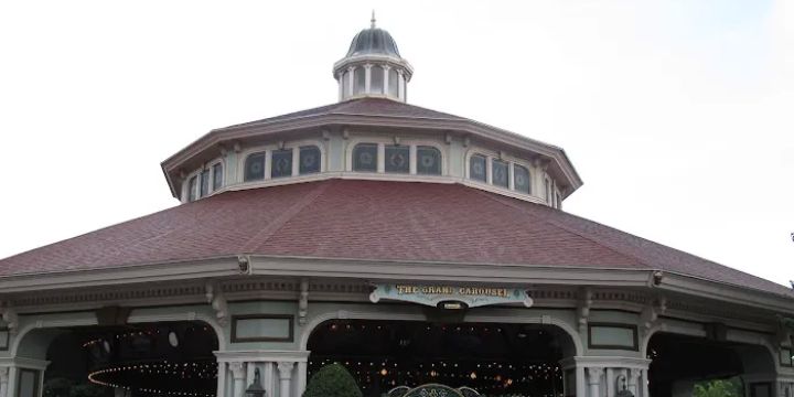 1909 Illions Grand Carousel