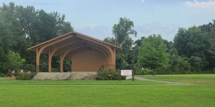 School Street Park, Water Park