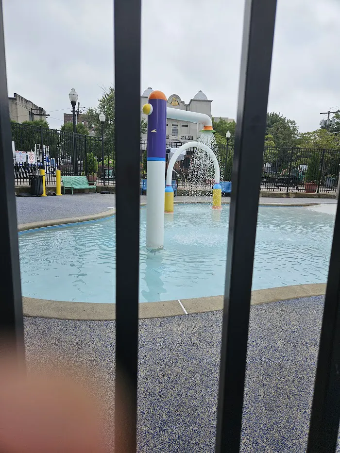 Splash pad 8