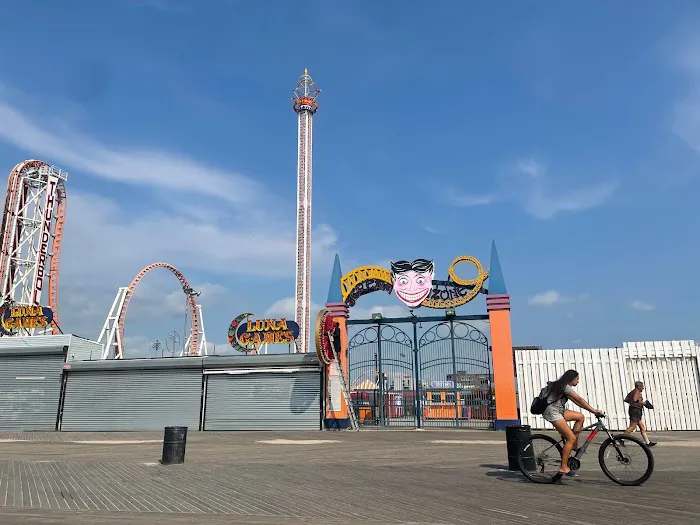 Scream Zone at Luna Park in Coney Island 4