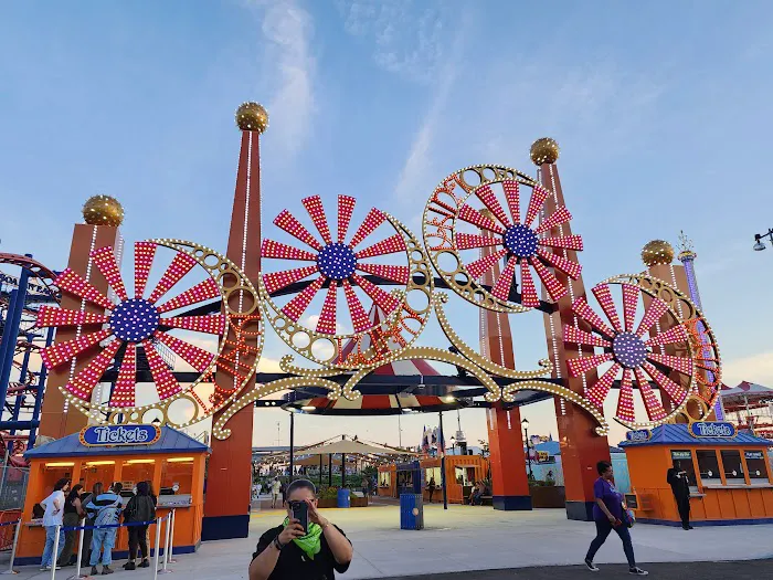 Scream Zone at Luna Park in Coney Island 9