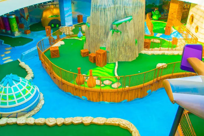 Angry Birds Mini Golf 0