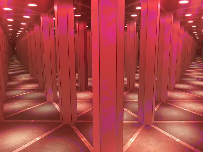 Mirror Maze 2