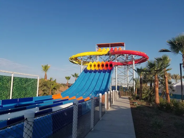 Wild Rivers Waterpark 4