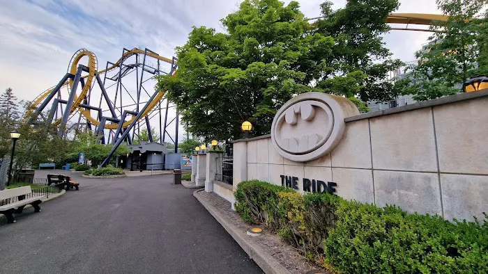 Batman: The Ride 8