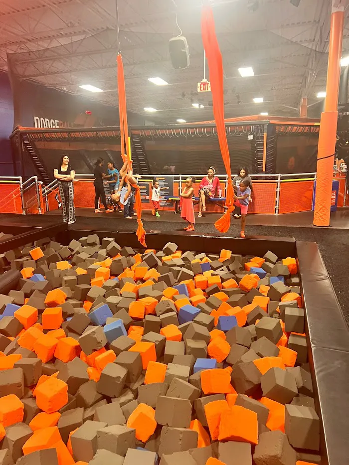 Sky Zone Trampoline Park 8