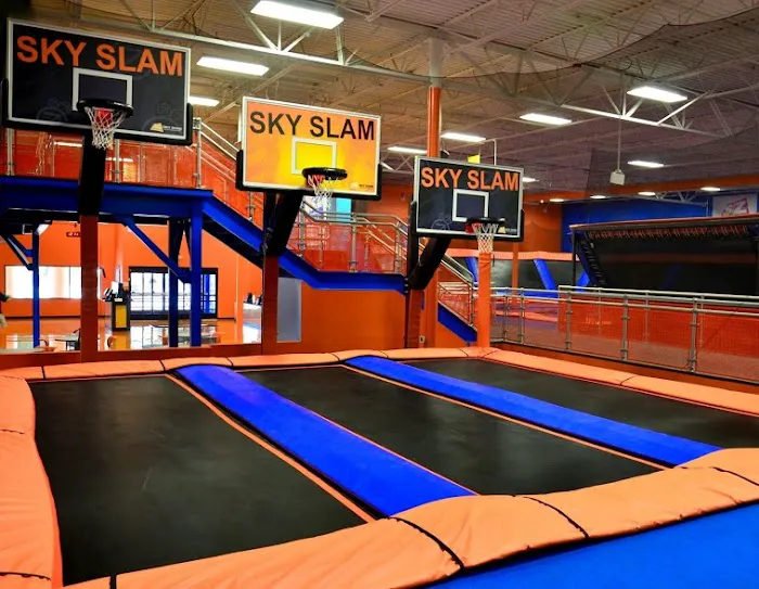 Sky Zone Trampoline Park 3