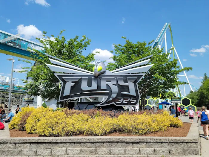 Fury 325 4