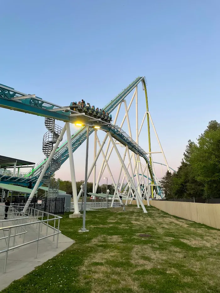 Fury 325 6