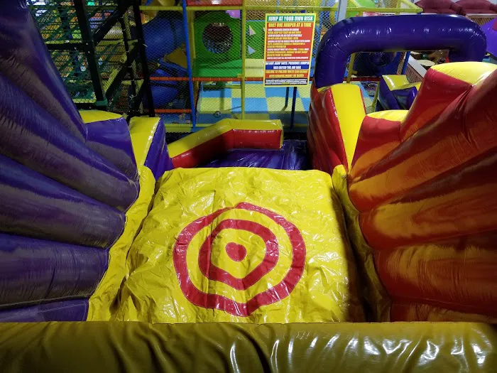 Bumper Jumpers Indoor Playground 3