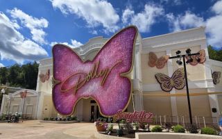 dolly parton museum tennessee