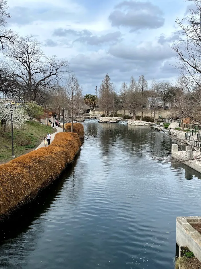 Amphitheatre at Pearl 3