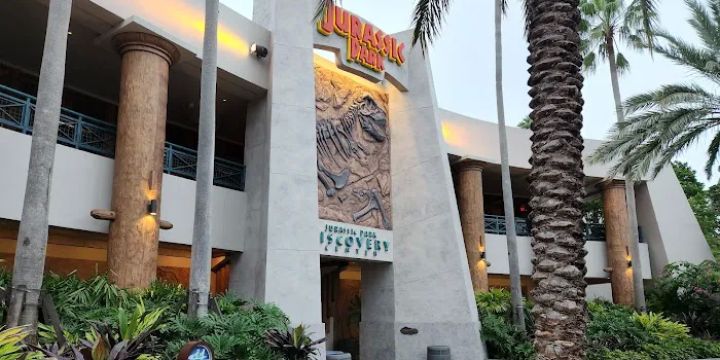 Jurassic Park Discovery Center