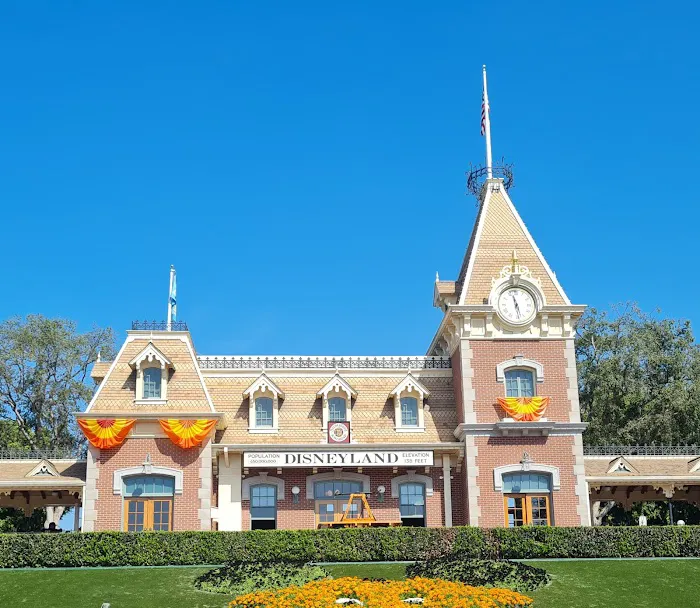 Disneyland Resort 3