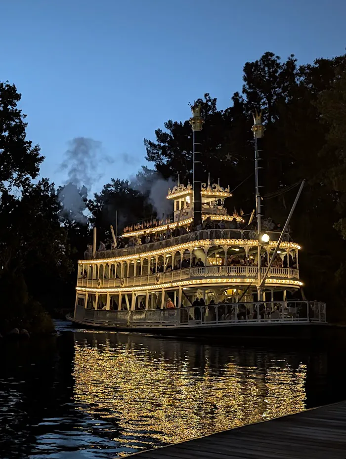 Mark Twain Riverboat 1