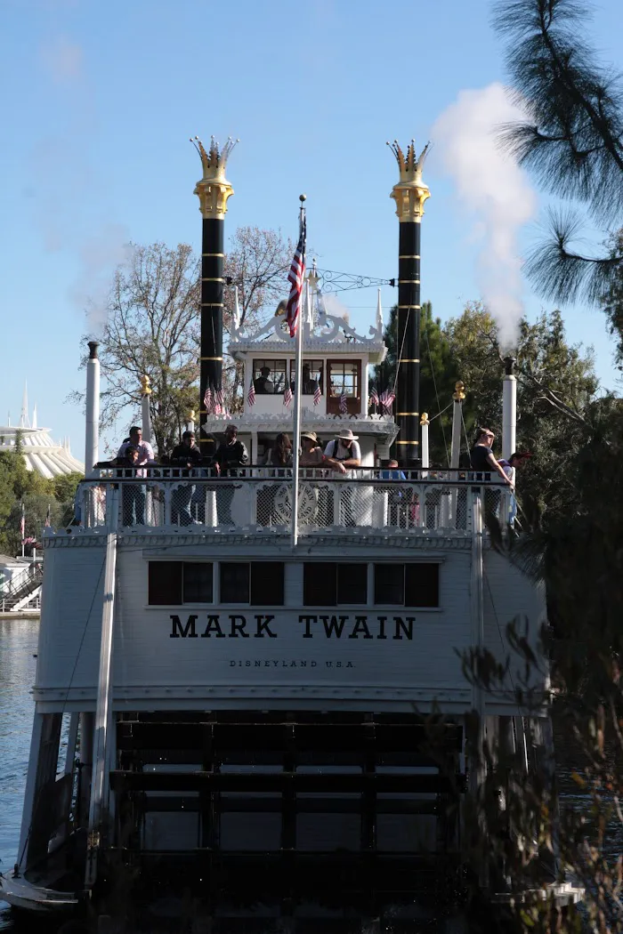 Mark Twain Riverboat 9