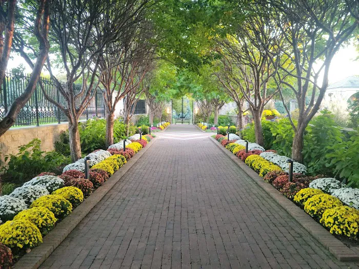 The Ewing and Muriel Kauffman Memorial Garden 7