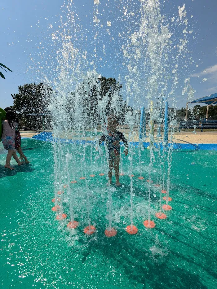 W.J. Thomas Splash Pad 9