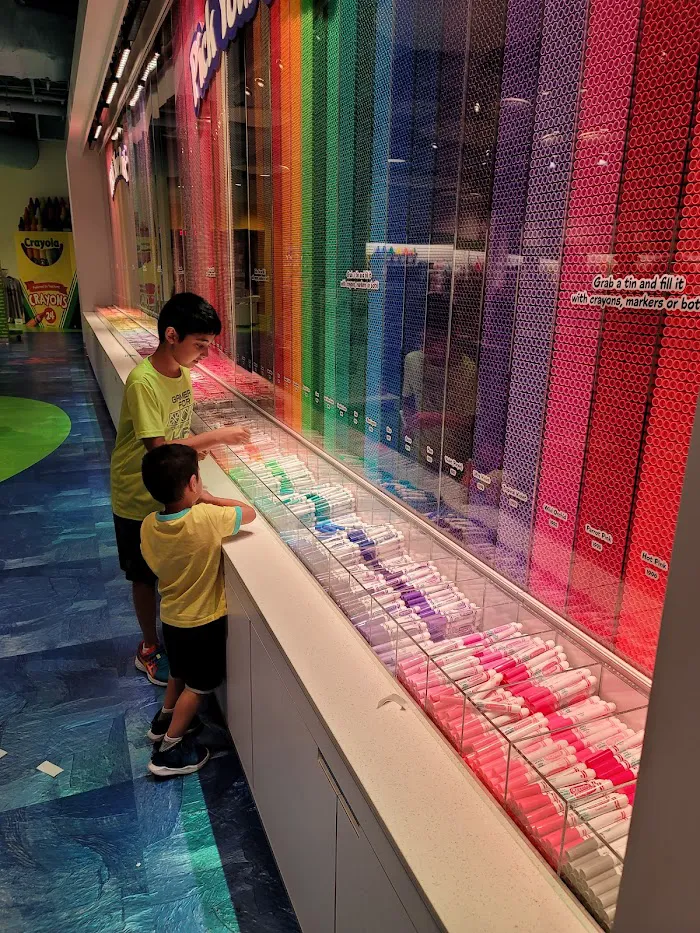 Crayola Experience Plano 4