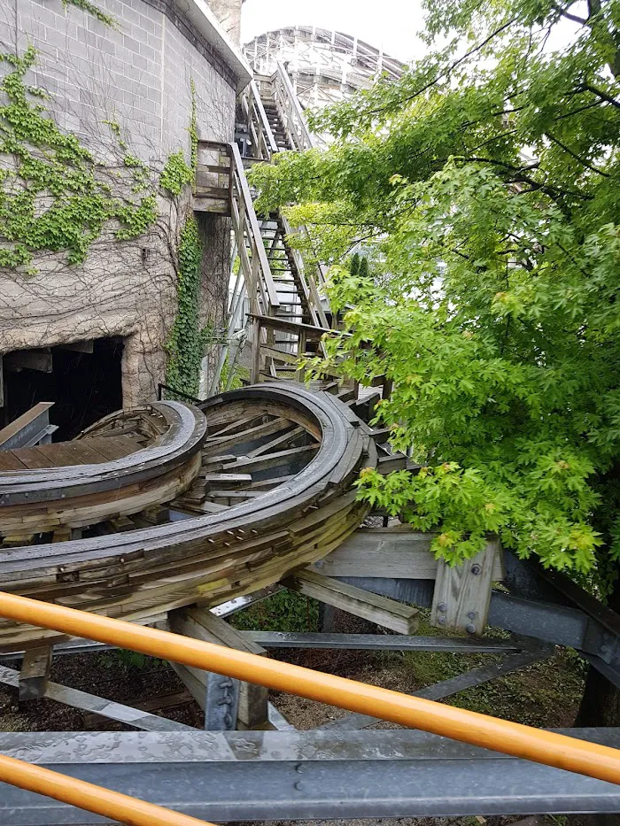 The Lost Coaster of Superstition Mountain 8