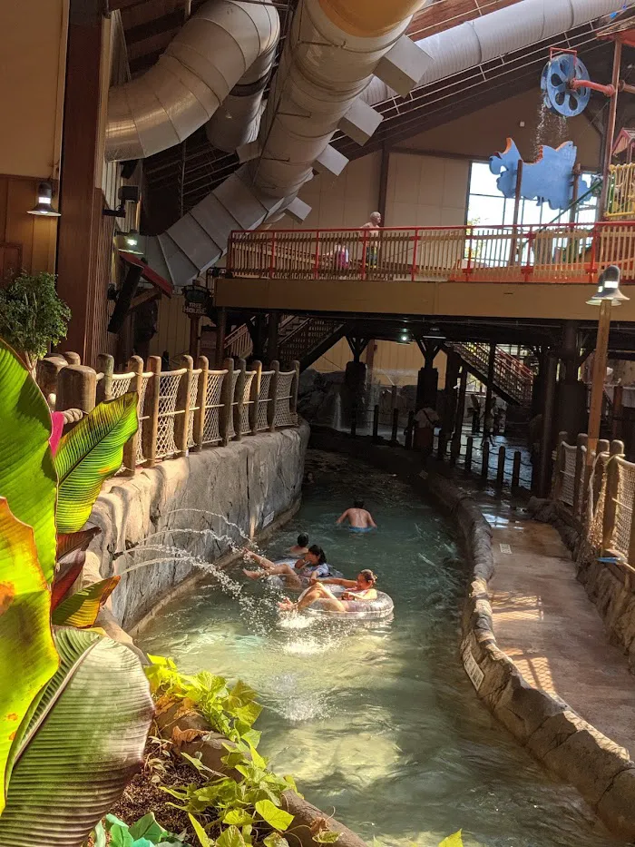 Six Flags Great Escape Lodge & Indoor Waterpark 5