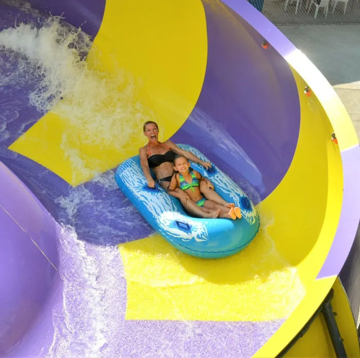 Zoom Flume Water Park 4