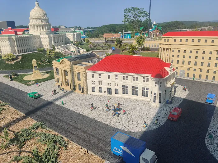 Miniland Goshen 9