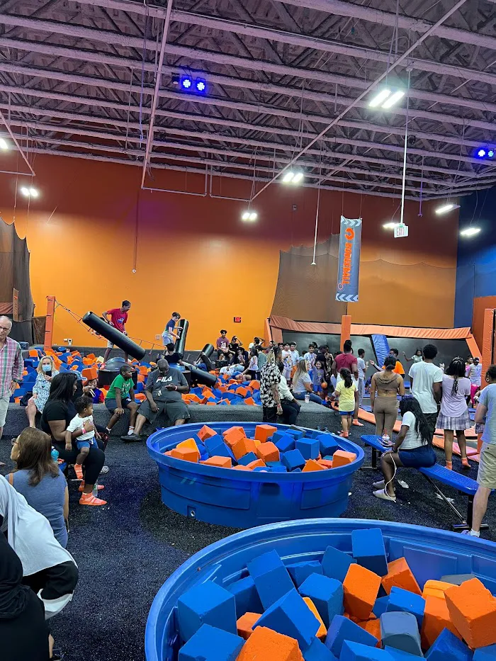 Sky Zone Trampoline Park 7