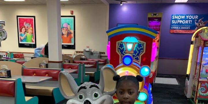 Chuck E. Cheese