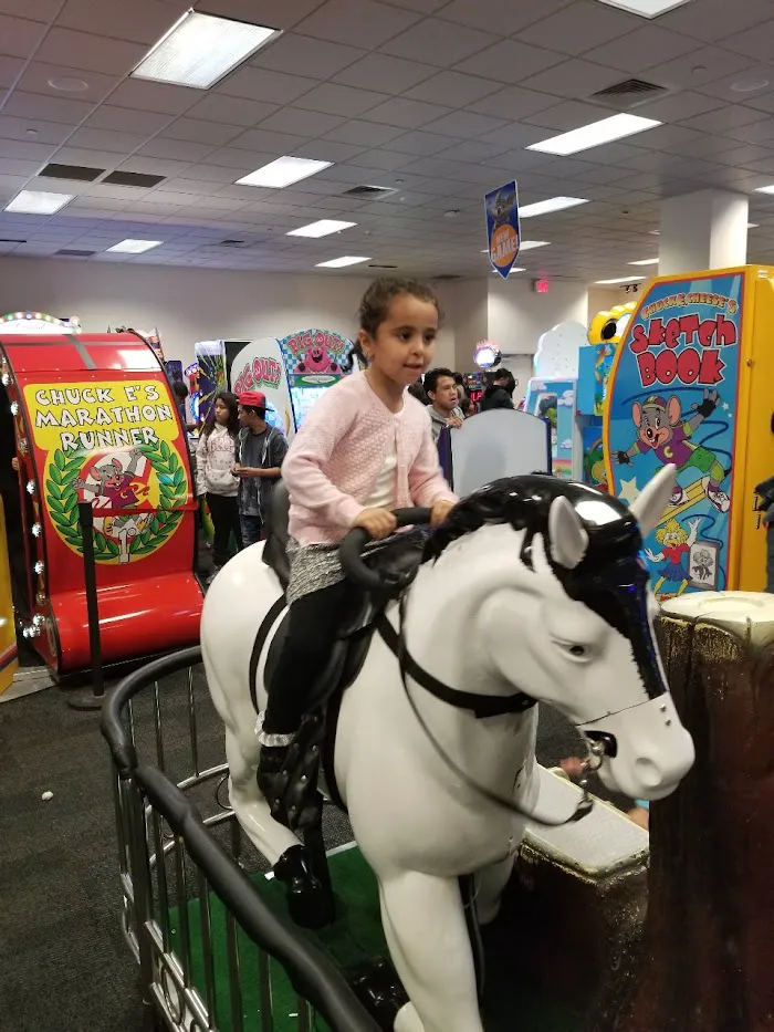 Chuck E. Cheese 9