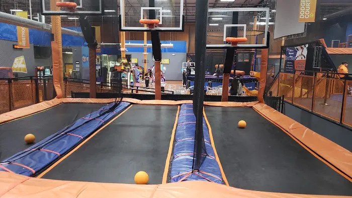 Sky Zone Trampoline Park 6