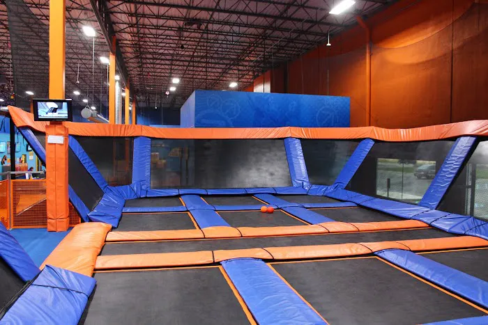 Sky Zone Trampoline Park 5