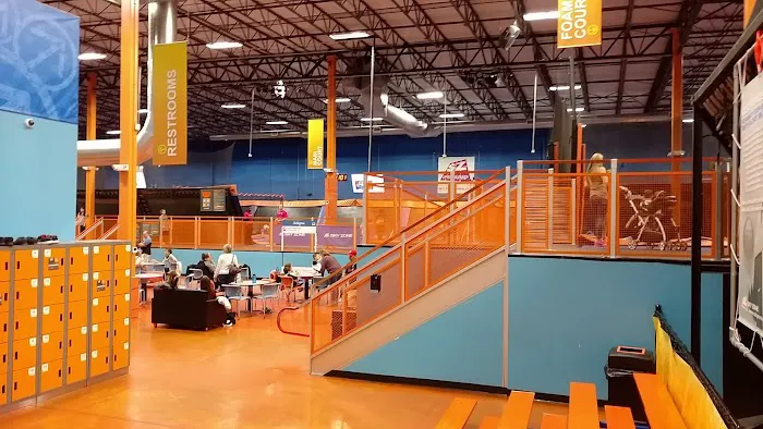 Sky Zone Trampoline Park 7