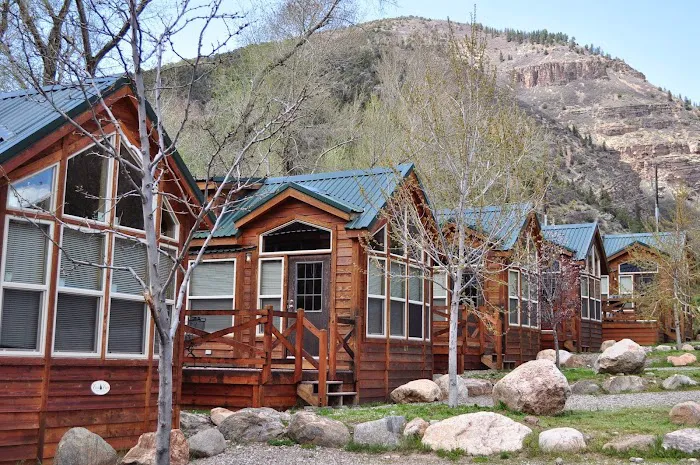 Glenwood Canyon Resort 0