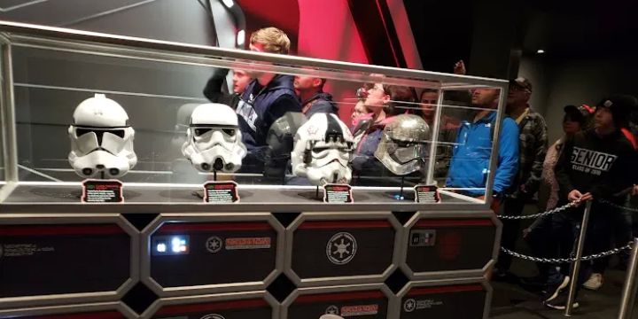 Star Wars Launch Bay