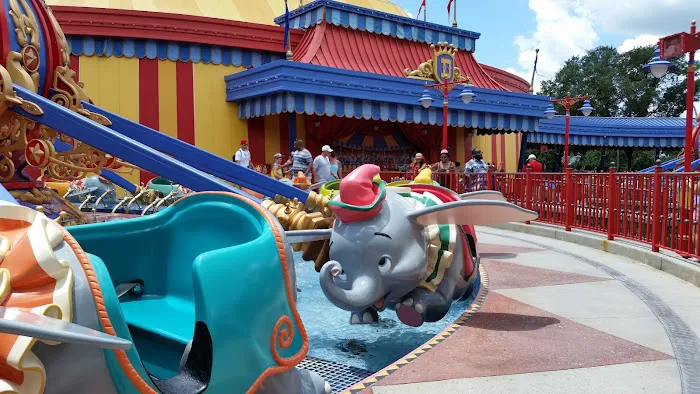 Dumbo the Flying Elephant 3